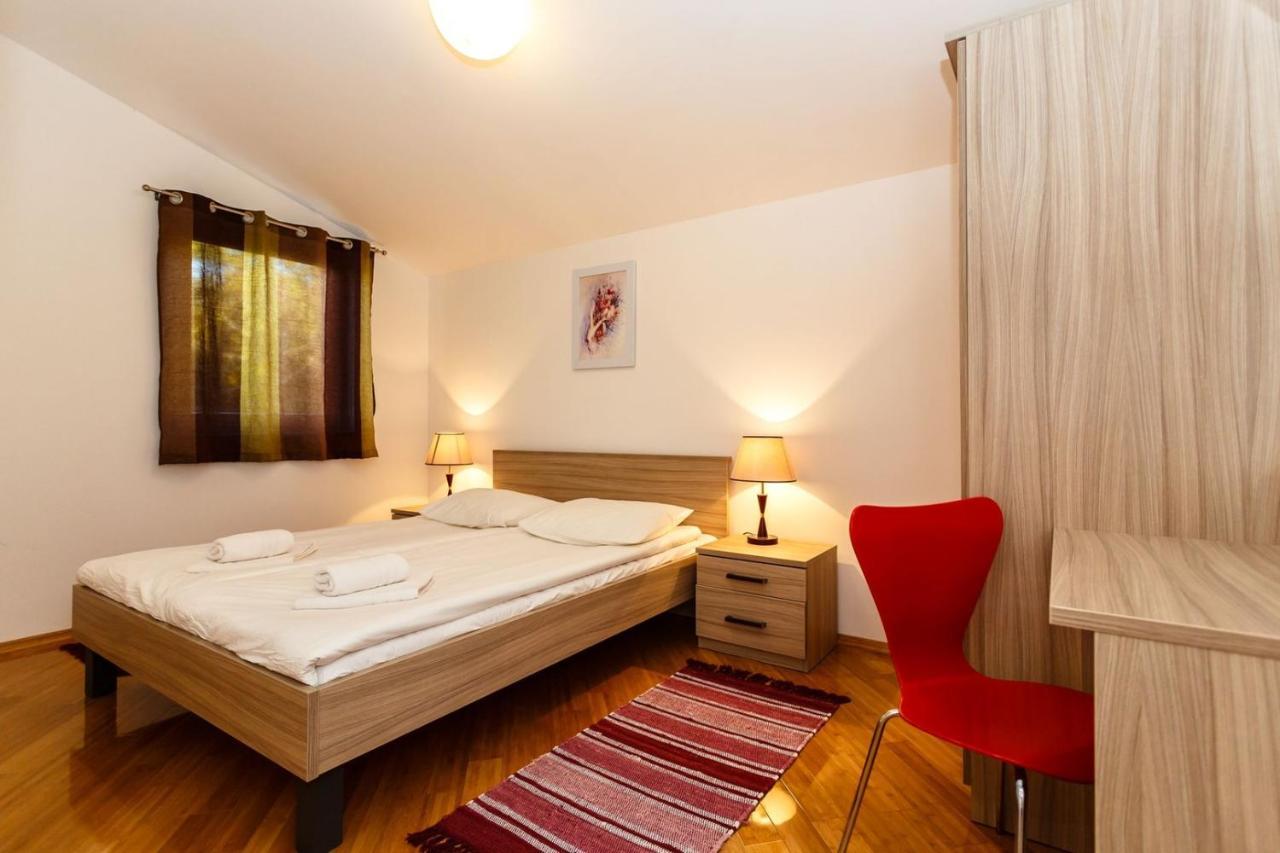 Apartments Adria Malinska Extérieur photo