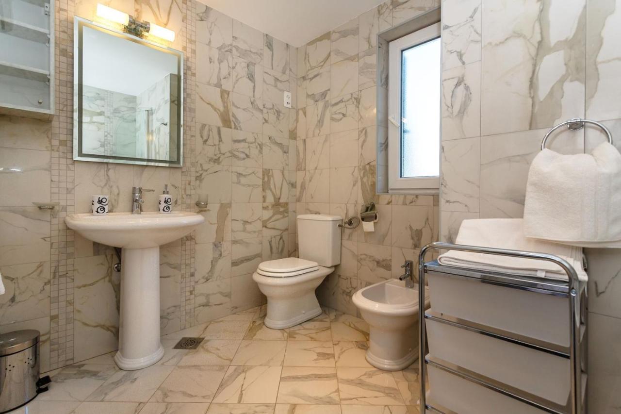 Apartments Adria Malinska Extérieur photo