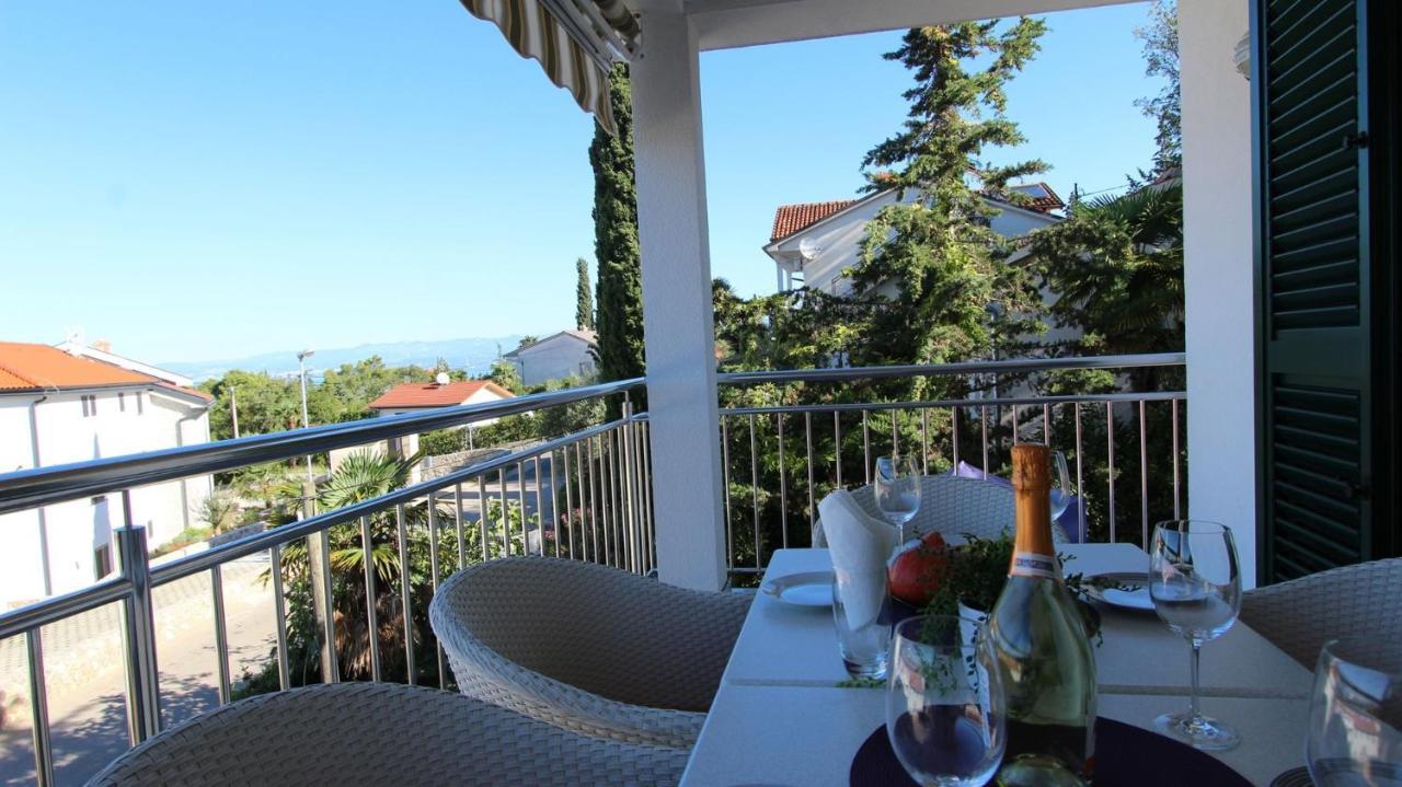 Apartments Adria Malinska Extérieur photo